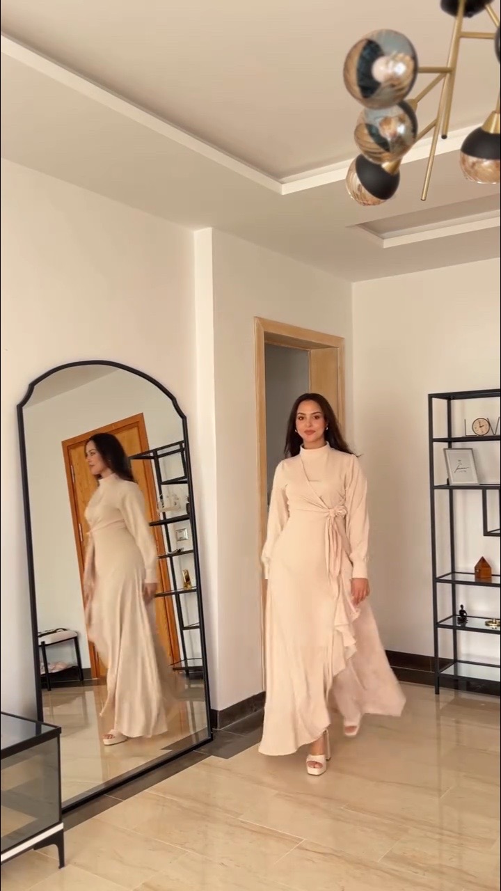 Robe Amira - Image 2